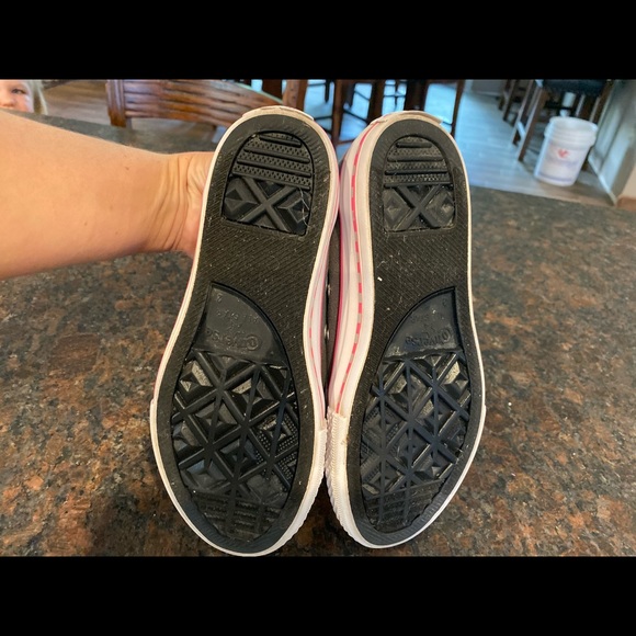 Girls converse - Picture 6 of 6